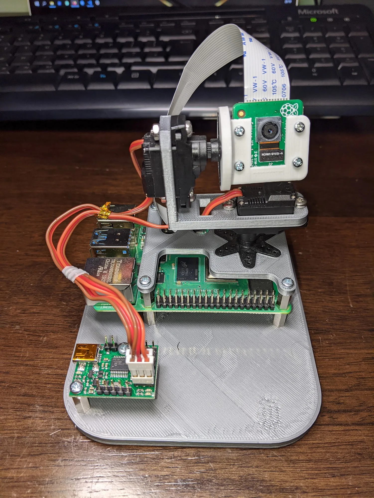 Front view of the camera, motorised mount and Raspberry Pi